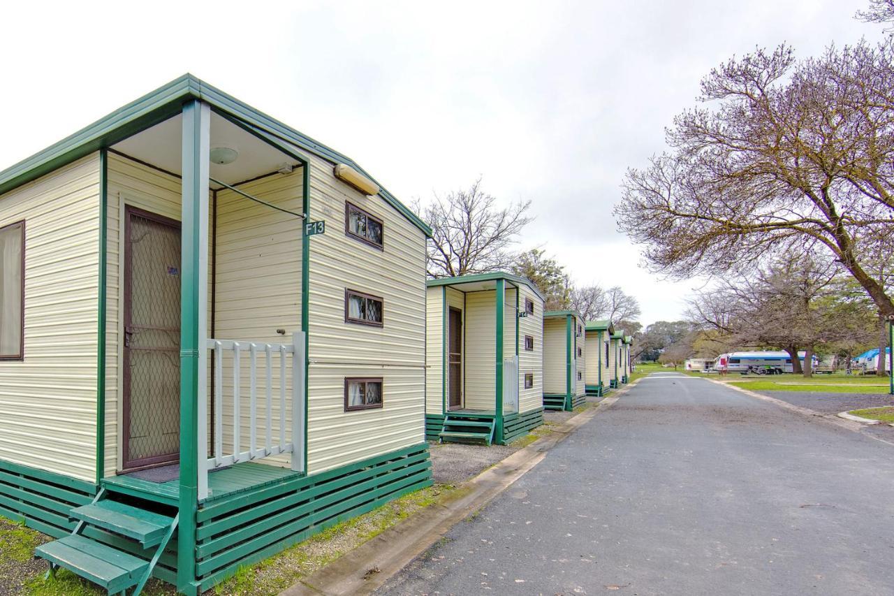 Borderland Wodonga Holiday Park Δωμάτιο φωτογραφία