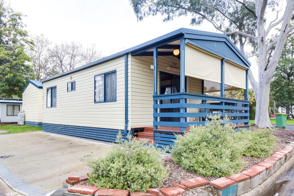 Borderland Wodonga Holiday Park Δωμάτιο φωτογραφία